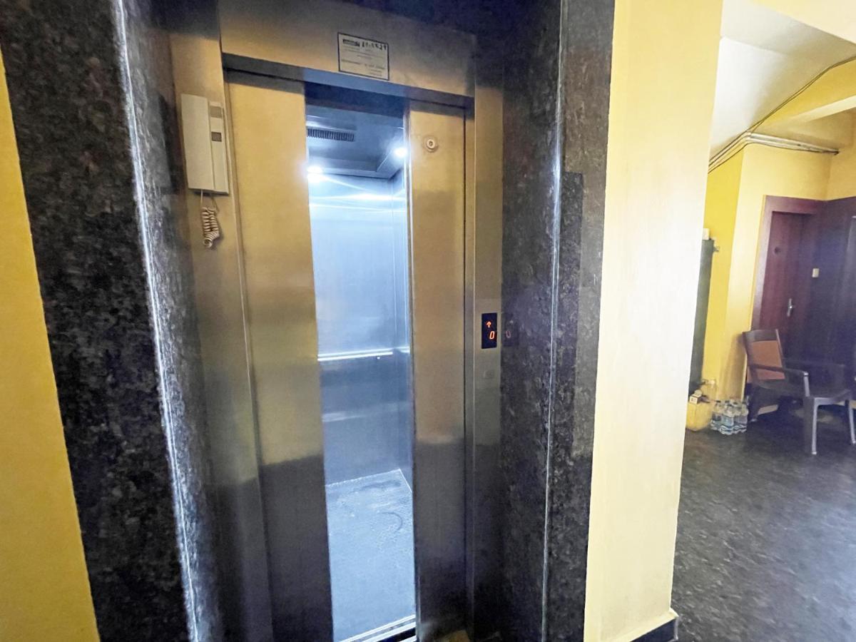 Hotel Golden Wave Puri Zewnętrze zdjęcie